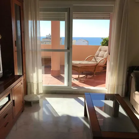 Sub-atico Con Parking En El Centro De Lägenhet